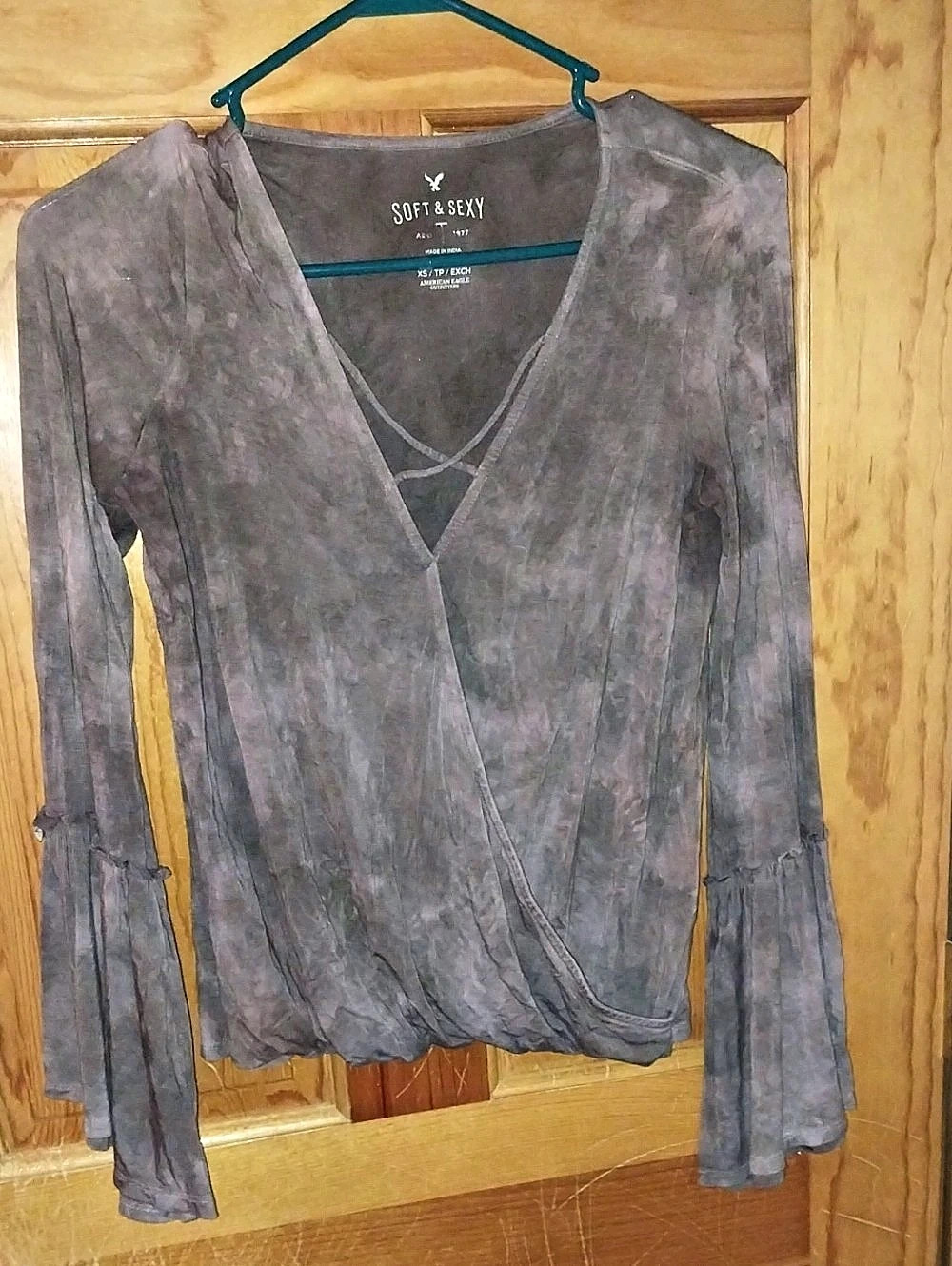 American Eagle Soft & Sexy V-Neck Wrap Bell Sleeve Top Purple XS
